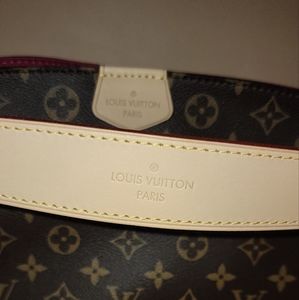 NEW Vuitton Graceful PM